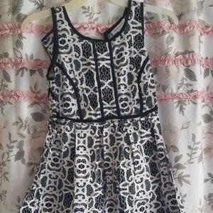 Motherhood Maternity Dress